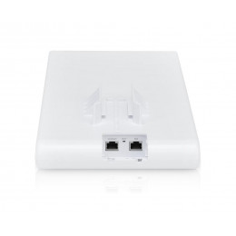 Точка доступа UBIQUITI UNIFI UAP-AC-M-PRO